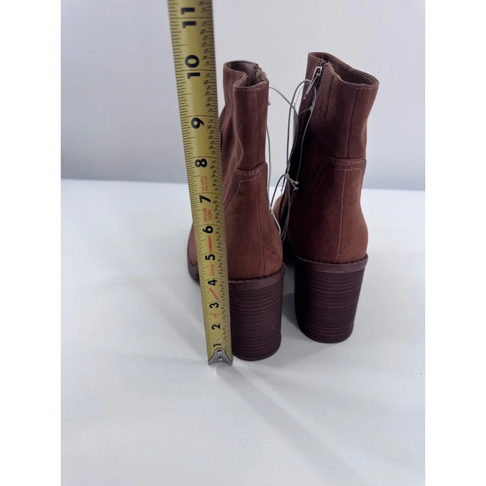 Universal Thread Lilyan Ankle Boots Cognac Brown Faux Suede Heel Sz‎ 11 New